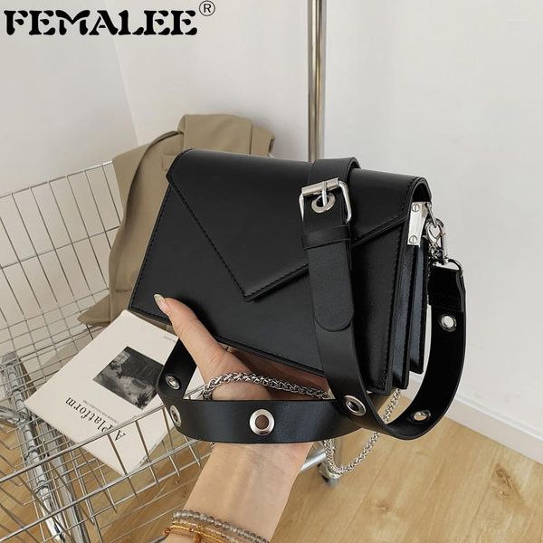 shoulder bags messenger designer triangle cover women purse and handbags small eyelets chain bag
shoulder bags messenger designer triangle cover women purse and handbags small eyelets chain bag