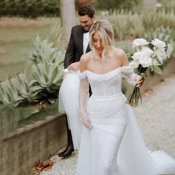 eva lendel sparkly beading mermaid wedding dress with detachable train off the shoulder long sleeve bridal gowns sequined 2023, White
eva lendel sparkly beading mermaid wedding dress with detachable train off the shoulder long sleeve bridal gowns sequined 2023, White