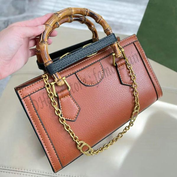 designer women diana bamboo handle tote bag italy luxury brand nappa leather mini shopping handbags lady canvas printed crossbody double cha
designer women diana bamboo handle tote bag italy luxury brand nappa leather mini shopping handbags lady canvas printed crossbody double cha