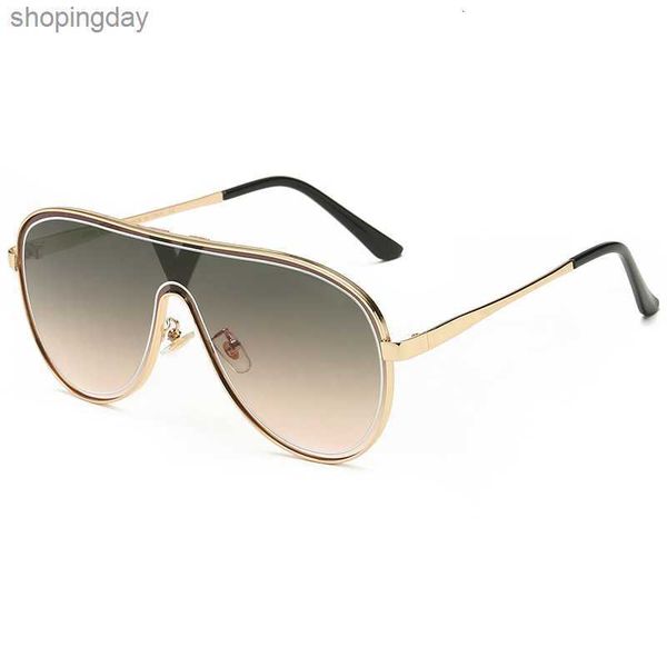 designers sunglasses luxurys glasses sunglasses with diamonds letter design driving travel sandy beach sun glassess versatile fashion casual, White;black
designers sunglasses luxurys glasses sunglasses with diamonds letter design driving travel sandy beach sun glassess versatile fashion casual, White;black