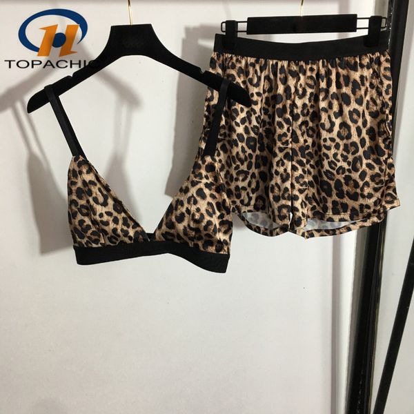 womens two piece pants 825 high end leopard print suspender under bra letter elastic waist casual shorts set women 230228, White
womens two piece pants 825 high end leopard print suspender under bra letter elastic waist casual shorts set women 230228, White