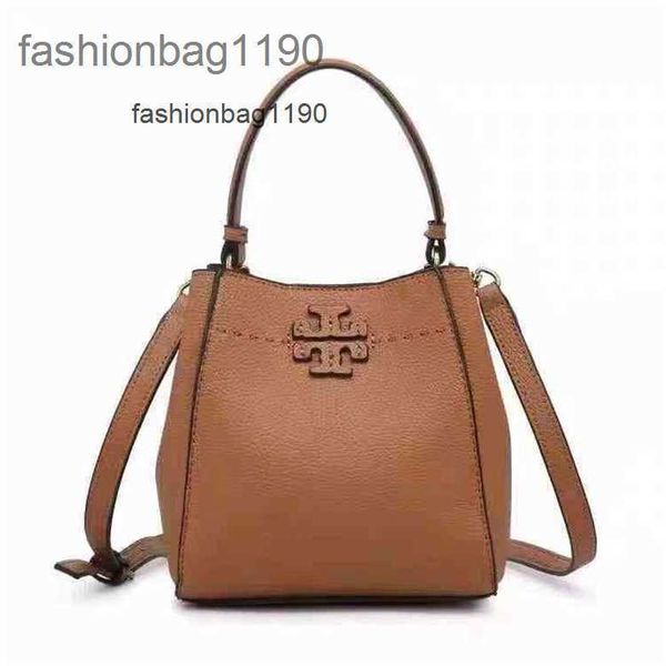 handbags shouders designer torys bags same fashion cousin bucket bag handbag single shoulder diagonal women's deformable tote solid col
handbags shouders designer torys bags same fashion cousin bucket bag handbag single shoulder diagonal women's deformable tote solid col