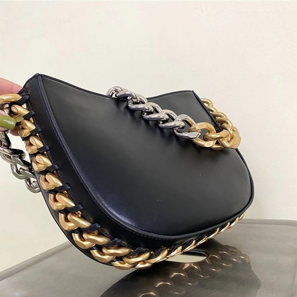 evening bags brand thick chain half moon crossbody bags for womens crescent bucket bag luxury tote shoulder messenger handbags 230228
evening bags brand thick chain half moon crossbody bags for womens crescent bucket bag luxury tote shoulder messenger handbags 230228