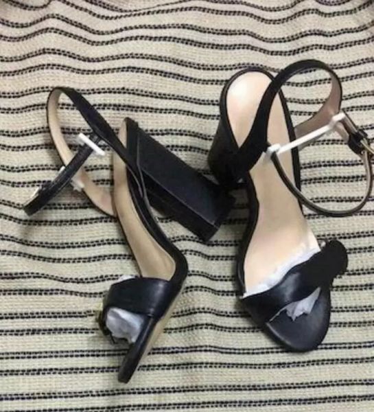 2023classic high heeled sandals coarse heel leather suede woman shoes metal buckle for parties occupation sandals size34-42, Black
2023classic high heeled sandals coarse heel leather suede woman shoes metal buckle for parties occupation sandals size34-42, Black