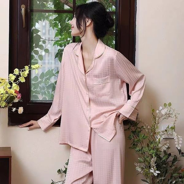 womens sleepwear lisacmvpnel womens thousand bird jacquard printed pajama set loose long sleeved ice silk pyjamas twopiece set sleepwear 230, Black;red
womens sleepwear lisacmvpnel womens thousand bird jacquard printed pajama set loose long sleeved ice silk pyjamas twopiece set sleepwear 230, Black;red