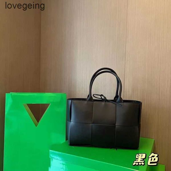 venetas bags bag designer bottegas cassettes leather 2023 woven tote shopping simple fashionable versatile super capacity
venetas bags bag designer bottegas cassettes leather 2023 woven tote shopping simple fashionable versatile super capacity