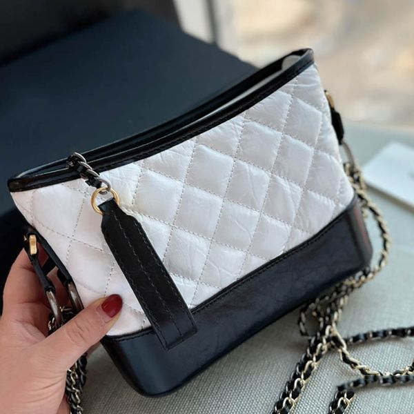 designer bag brand shoulder crossbody bags leather handbag classic stray bag diamond chain tote luxurys women purse zipper wandering bag lad
designer bag brand shoulder crossbody bags leather handbag classic stray bag diamond chain tote luxurys women purse zipper wandering bag lad