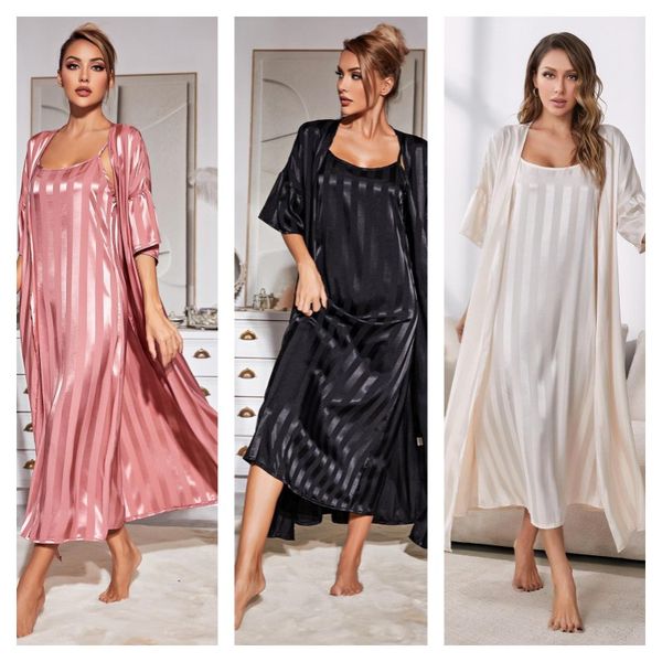 suspender pajamas women's imitation silk long-sleeved cool feeling nightgown bathrobe home clothes set
suspender pajamas women's imitation silk long-sleeved cool feeling nightgown bathrobe home clothes set