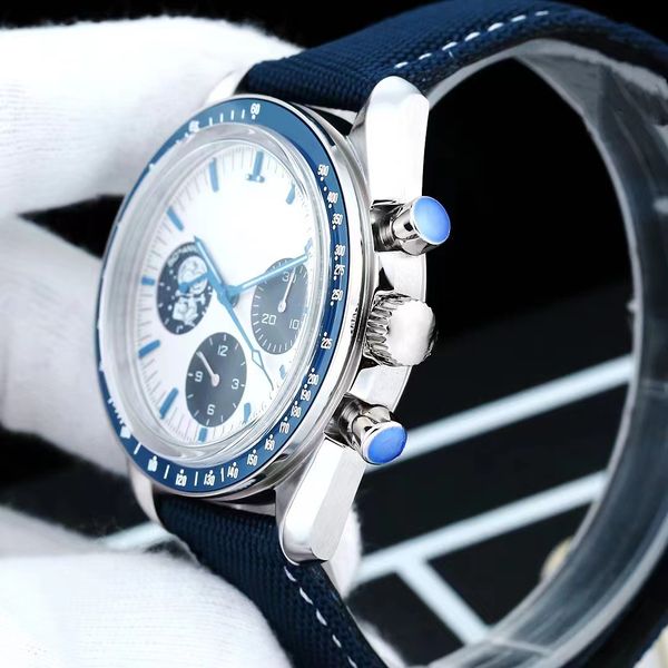 40mm men's mechanical watch, silver dial, running second clock, chinese high-quality movement, automatic winding, with luminous waterpr, Slivery;brown
40mm men's mechanical watch, silver dial, running second clock, chinese high-quality movement, automatic winding, with luminous waterpr, Slivery;brown