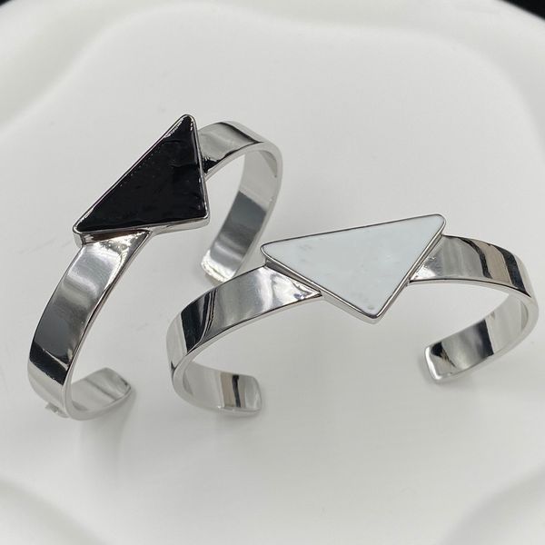 diamond silver plated bracelet for woman man retro fashion design bangle tongue letter bracelet jewelry supply, Black
diamond silver plated bracelet for woman man retro fashion design bangle tongue letter bracelet jewelry supply, Black