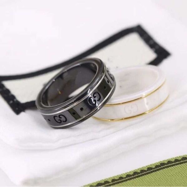 70% off designer jewelry bracelet necklace 925 sterling black white ceramic hand couple ring, Silver
70% off designer jewelry bracelet necklace 925 sterling black white ceramic hand couple ring, Silver