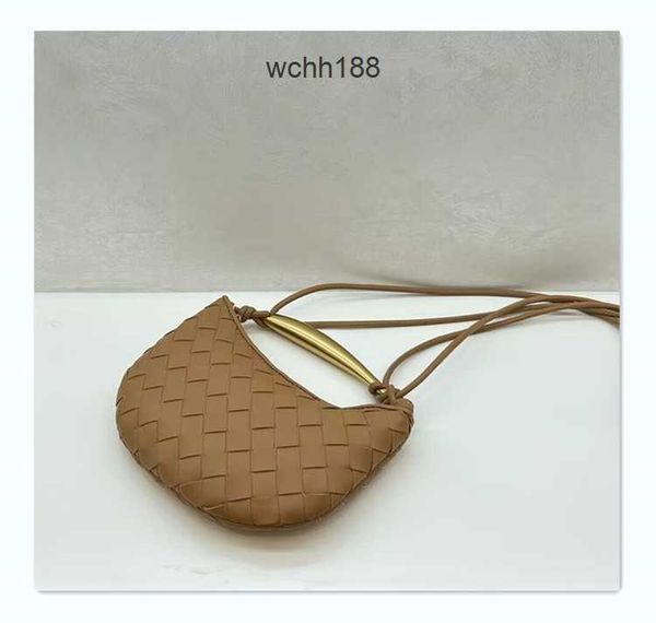 one bags 2023 strap designer woven mini sardine tote girl cutie bottegas leather bag women's hand zipper venetas shoulder crossbody pur
one bags 2023 strap designer woven mini sardine tote girl cutie bottegas leather bag women's hand zipper venetas shoulder crossbody pur