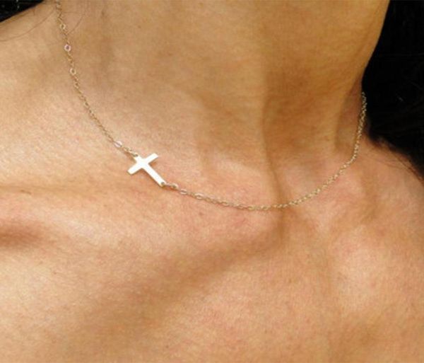 minimalist gold silver color chain cross choker necklace for women simple side wear small pendant collares chokers9642867, Golden;silver
minimalist gold silver color chain cross choker necklace for women simple side wear small pendant collares chokers9642867, Golden;silver