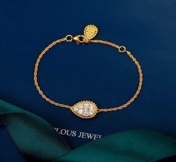 new brand pure 925 sterling silver jewelry for women water drop bracelet praty wedding jewelry cute gold color diamond lovely1150025, Golden;silver
new brand pure 925 sterling silver jewelry for women water drop bracelet praty wedding jewelry cute gold color diamond lovely1150025, Golden;silver