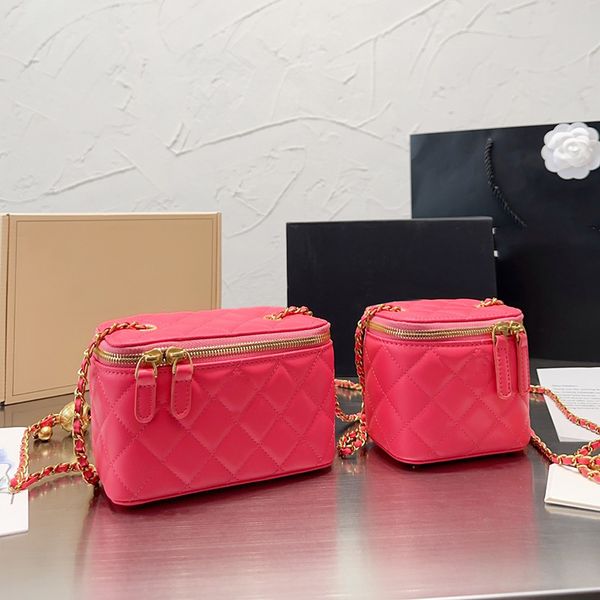 21a woemns lambskin pearl crush gold ball vanity box bags gold metal hardware matelasse chain crossbody shoulder handbags makeup lipstic cos
21a woemns lambskin pearl crush gold ball vanity box bags gold metal hardware matelasse chain crossbody shoulder handbags makeup lipstic cos