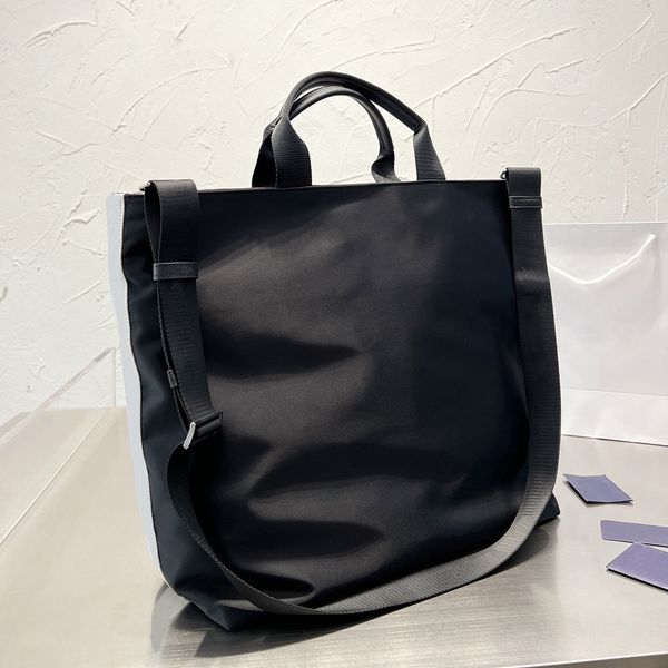 luxury tote bag designer handbag black nylon large capacity shoulder bag ladies fashion casual shopping
luxury tote bag designer handbag black nylon large capacity shoulder bag ladies fashion casual shopping