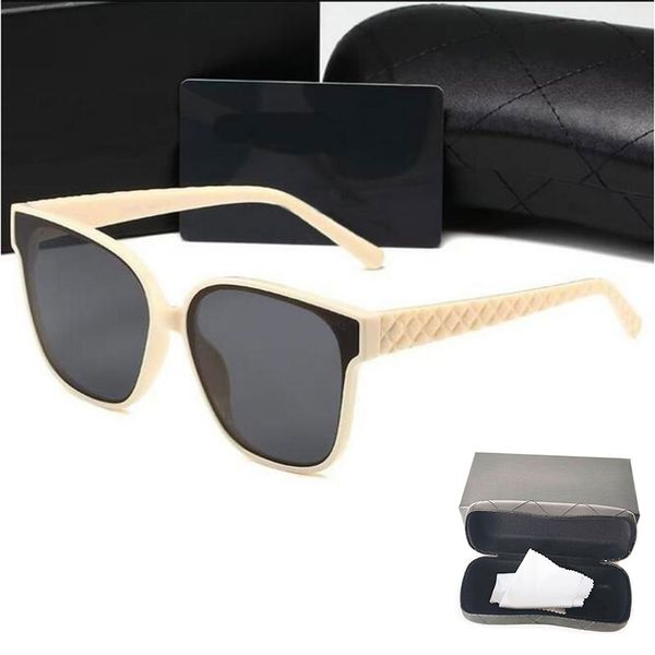beach womans sunglasses luxury vintage mens sun glasses net red same glasses brand men designer eyeglass gradient women spectacles 0735 sun, White;black
beach womans sunglasses luxury vintage mens sun glasses net red same glasses brand men designer eyeglass gradient women spectacles 0735 sun, White;black