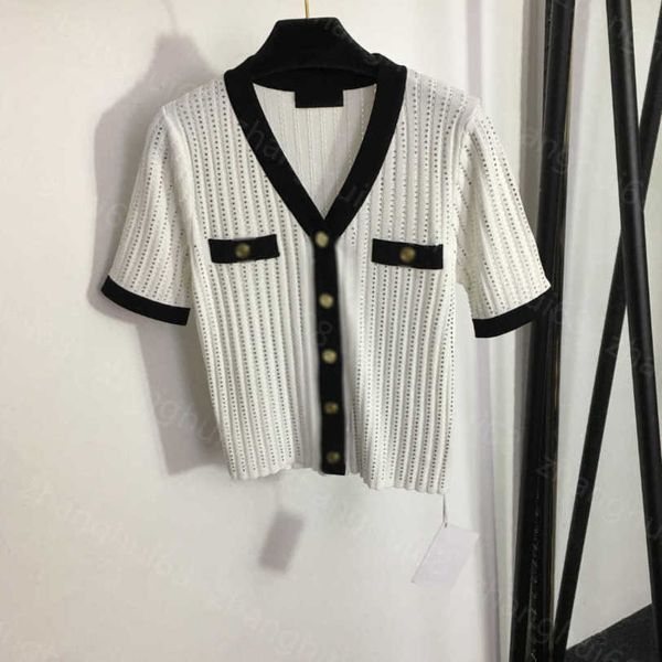 23ss womens designer clothing womens knits b letter button drill striped v-neck short sleeve knitted cardigan womens clothes a1, White
23ss womens designer clothing womens knits b letter button drill striped v-neck short sleeve knitted cardigan womens clothes a1, White