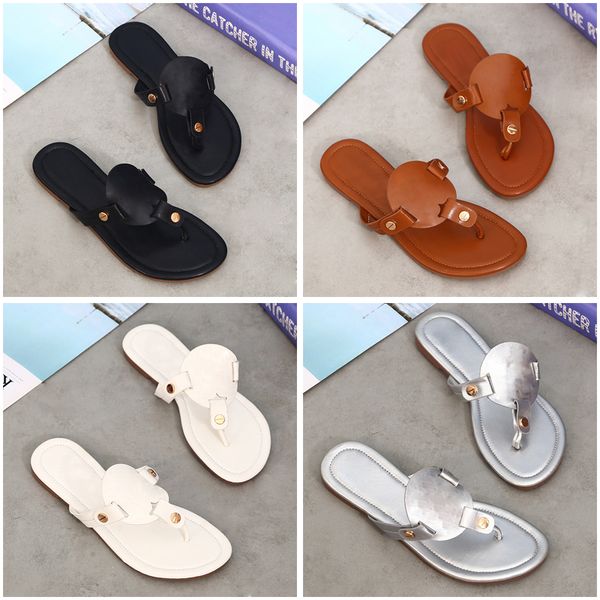 designer woman slippers men slipper bottoms flip flops women luxury sandals fashion causal flip flop sandal, Black
designer woman slippers men slipper bottoms flip flops women luxury sandals fashion causal flip flop sandal, Black