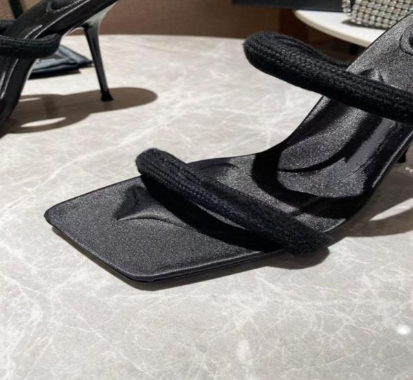 2022 beautiful women039s highheeled slippers with curved cool square head4649426, Black
2022 beautiful women039s highheeled slippers with curved cool square head4649426, Black