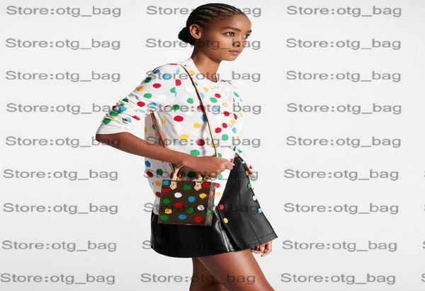 23ss x yayoi kusama petit sac plat bag m81867 designer women mini handbags multicolor x yk painted dots totes empreinte double han6385650
23ss x yayoi kusama petit sac plat bag m81867 designer women mini handbags multicolor x yk painted dots totes empreinte double han6385650