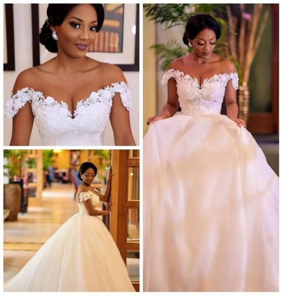 luxury ball gown lace wedding dress long cathedral train illusion off shoulder small flowers vestido de noivas robe de mariage2551521, White
luxury ball gown lace wedding dress long cathedral train illusion off shoulder small flowers vestido de noivas robe de mariage2551521, White