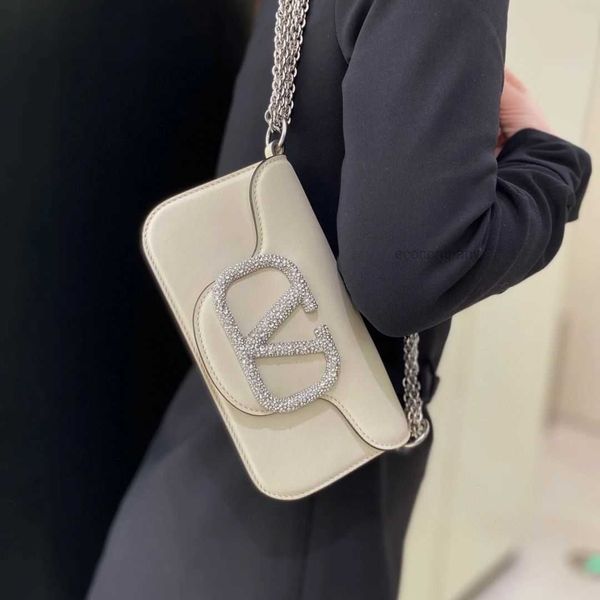 vltn luxurys handbag light bag letter outdoor bag nujia shoulder chain large with magnetic buckle diamond luxury crystal mini oblique pjsu
vltn luxurys handbag light bag letter outdoor bag nujia shoulder chain large with magnetic buckle diamond luxury crystal mini oblique pjsu