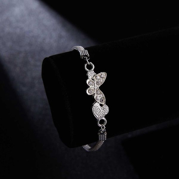 charm bracelets luxury exquisite silver butterfly bracelet for women shiny crystal key lock bangle adjustable bracelets jewelry wholesale, Golden;silver
charm bracelets luxury exquisite silver butterfly bracelet for women shiny crystal key lock bangle adjustable bracelets jewelry wholesale, Golden;silver