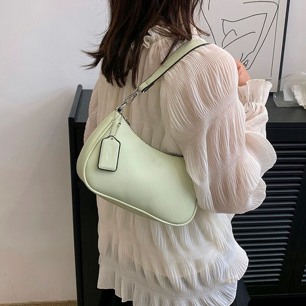 barnd day packs new dumpling women's handbags moon teeth bun simple solid letter underarm bun single shoulder crossbody 832#
barnd day packs new dumpling women's handbags moon teeth bun simple solid letter underarm bun single shoulder crossbody 832#
