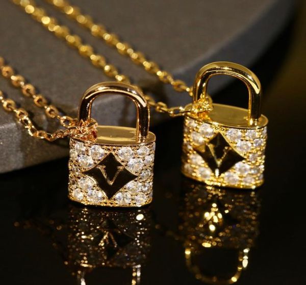 designer branded couple necklace fashion luxuries lock pendant necklaces 18k titanium steel set auger plated women necklace for bi4264487, Silver
designer branded couple necklace fashion luxuries lock pendant necklaces 18k titanium steel set auger plated women necklace for bi4264487, Silver