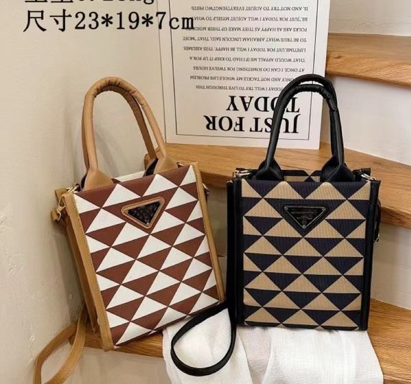 women luxurys p designers bags handbags women embroidery totes shopping bags lady messenger fashion shoulder bags luxury crossbody purses be
women luxurys p designers bags handbags women embroidery totes shopping bags lady messenger fashion shoulder bags luxury crossbody purses be