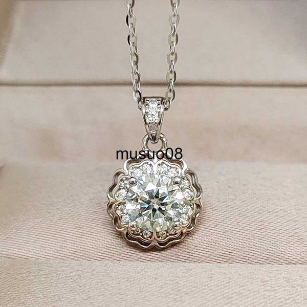 pendant necklaces luomansi 1 silver necklace d vvs moissanite with gra certificate s925 silver girl jewelry anniversary gift j230601
pendant necklaces luomansi 1 silver necklace d vvs moissanite with gra certificate s925 silver girl jewelry anniversary gift j230601