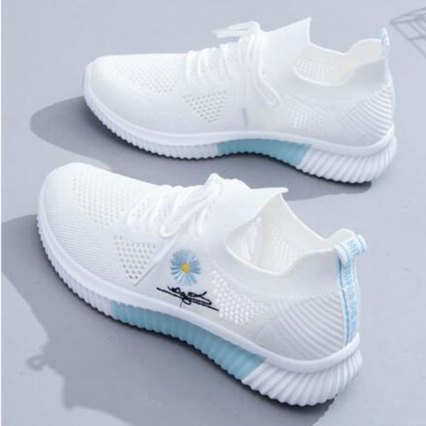women casual sneakers running shoes summer mesh breathable soft sole white shoes all-match tenis shoes mesh outdoor shoes
women casual sneakers running shoes summer mesh breathable soft sole white shoes all-match tenis shoes mesh outdoor shoes