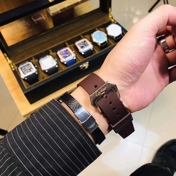 designer classical san tos watch for men movement quartz watches ulkj high qualiy prx montre luxe blue dial date uhr limited sales with box, Slivery;golden
designer classical san tos watch for men movement quartz watches ulkj high qualiy prx montre luxe blue dial date uhr limited sales with box, Slivery;golden