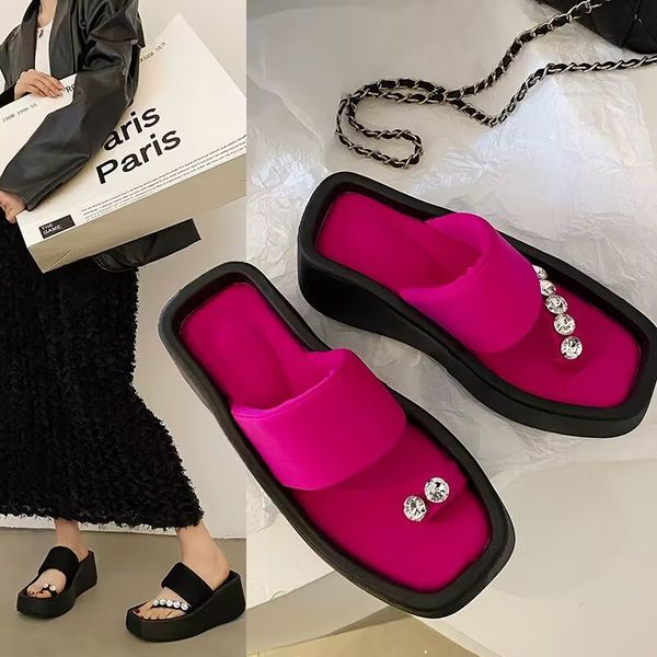 women's slippers large size 35-42 high appearance level outdoor everything pair rhinestone sandals soft sole casual beach sandals, Black
women's slippers large size 35-42 high appearance level outdoor everything pair rhinestone sandals soft sole casual beach sandals, Black