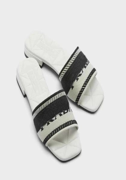 summer fashion emblematic fabric sandals shoes slides flats women039s quilted nappa leather women beach slip on slides luxury d4818958, Black
summer fashion emblematic fabric sandals shoes slides flats women039s quilted nappa leather women beach slip on slides luxury d4818958, Black