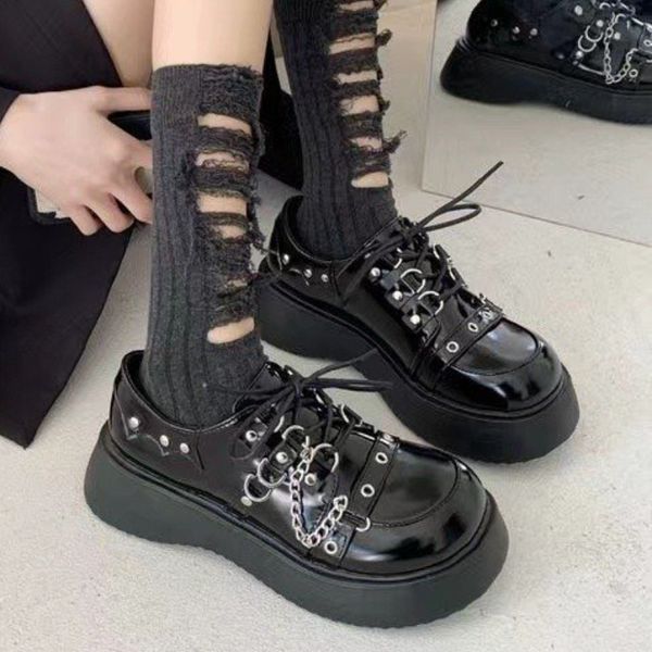 big head black single shoes womens spring and summer new retro thick bottom british style chain large size small leather shoes, Black;white
big head black single shoes womens spring and summer new retro thick bottom british style chain large size small leather shoes, Black;white