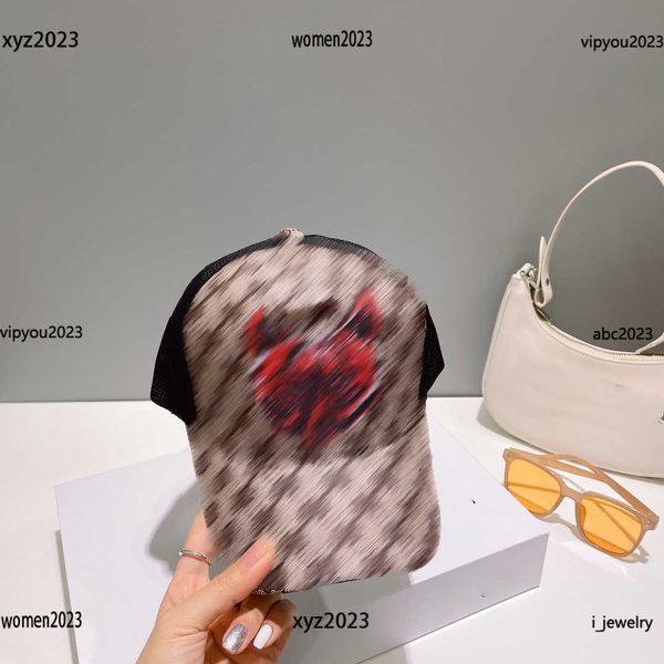 women fashion sunshade hat designer men splicing design cap letter printing ball cap #including brand box new arrival, Blue;gray
women fashion sunshade hat designer men splicing design cap letter printing ball cap #including brand box new arrival, Blue;gray