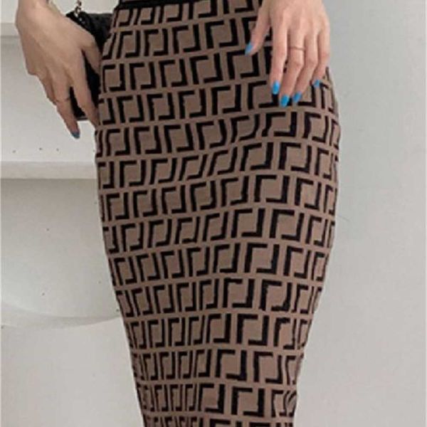 designer womens dresses elegant chain letter party dress women's fashion half-length skirt solid color knit step package hip short size, Black;gray
designer womens dresses elegant chain letter party dress women's fashion half-length skirt solid color knit step package hip short size, Black;gray
