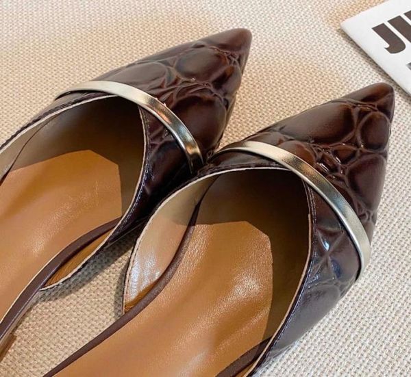 stylishbox t21031301 blackwhitebrownblue slides sandals genuine leather calf skin crocrodial print pointed flats shoes fashio9002573, Black
stylishbox t21031301 blackwhitebrownblue slides sandals genuine leather calf skin crocrodial print pointed flats shoes fashio9002573, Black