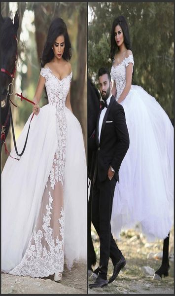 sheath appliqued off the shoulder lace wedding dress with detachable skirt vestidos de festa curto e elegante para casamento2817882, White
sheath appliqued off the shoulder lace wedding dress with detachable skirt vestidos de festa curto e elegante para casamento2817882, White