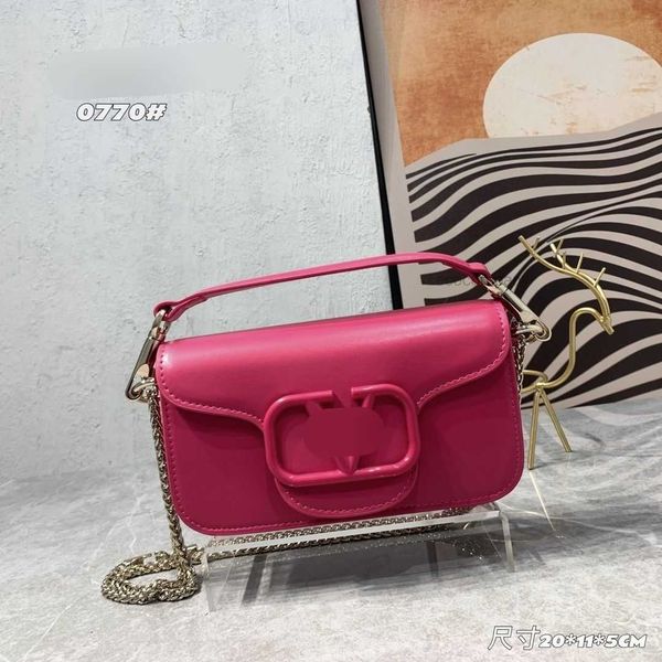designer bag loco bag outdoor bag luxurys handbag chain shoulder big hardware light bag luxury straddle fashion underarm colorful women'
designer bag loco bag outdoor bag luxurys handbag chain shoulder big hardware light bag luxury straddle fashion underarm colorful women'