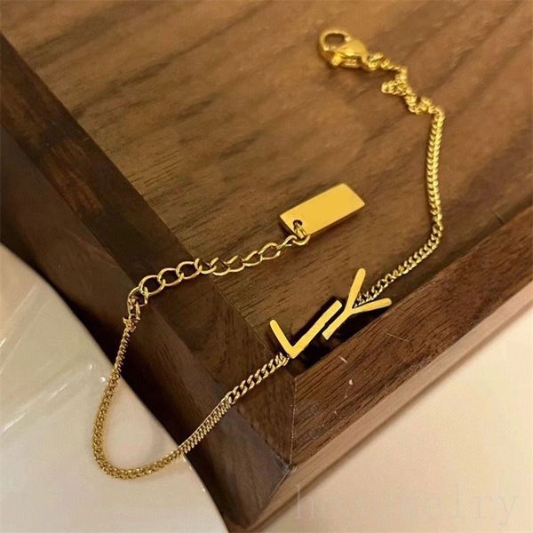 modern mens bracelet letter luxury charm bracelet men rose gold color jewlery designer for women street bracelets designer for women fashion, Golden;silver
modern mens bracelet letter luxury charm bracelet men rose gold color jewlery designer for women street bracelets designer for women fashion, Golden;silver