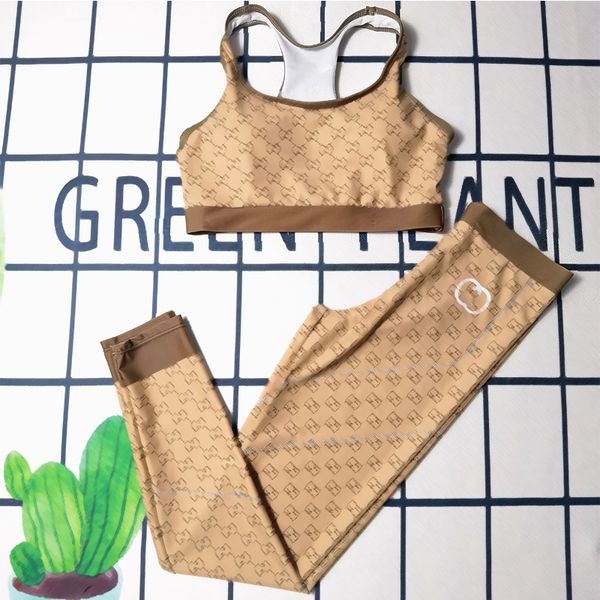 designer active sets fashion yoga workout kit women tracksuit slim cut halter vest slim leggings with chest pad
designer active sets fashion yoga workout kit women tracksuit slim cut halter vest slim leggings with chest pad