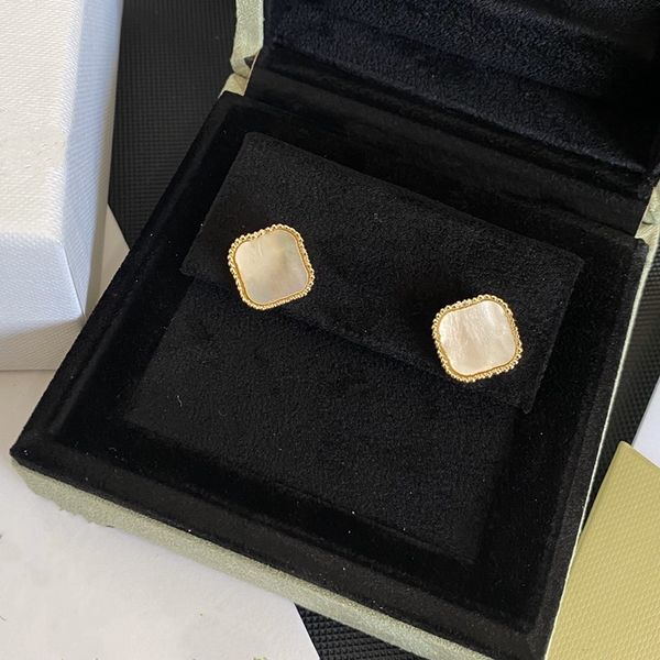 never fade designer earrings for women couple stud four-leaf flower fashion stainless steel girls studs earring wedding party jewelry gift, Golden;silver
never fade designer earrings for women couple stud four-leaf flower fashion stainless steel girls studs earring wedding party jewelry gift, Golden;silver