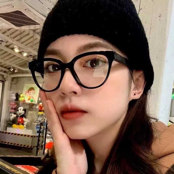 fashion sunglasses frames designer popular black frame and large frame, can wear blue light resistant glasses without makeup, be paired myop
fashion sunglasses frames designer popular black frame and large frame, can wear blue light resistant glasses without makeup, be paired myop