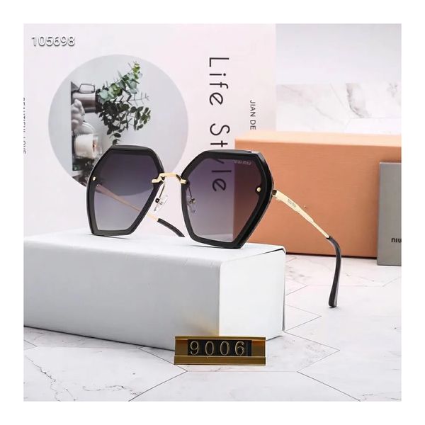 high version miu glasses fashion high-end polarized women's sunglasses 9006, White;black
high version miu glasses fashion high-end polarized women's sunglasses 9006, White;black