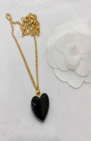 new 2021 brand fashion jewelry women vintage gold chain black resin heart pendants luxury party fine fashion jewelry7908830, Silver
new 2021 brand fashion jewelry women vintage gold chain black resin heart pendants luxury party fine fashion jewelry7908830, Silver