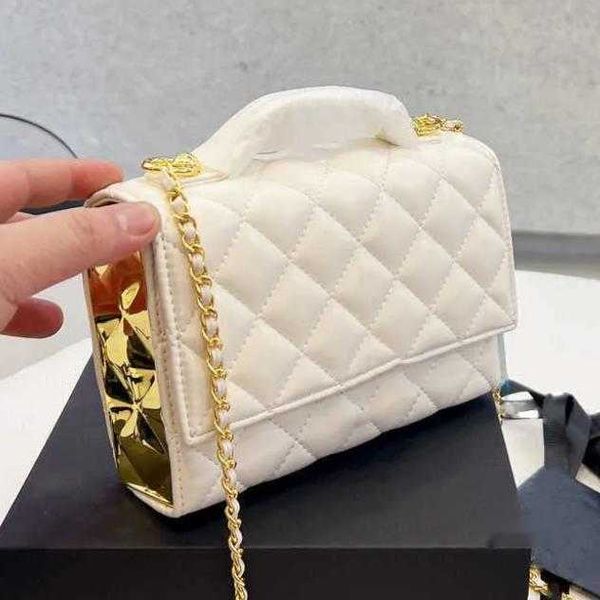 2023 handbag brand designer female fashion cross body purses real leather simple small quare phone wallet
2023 handbag brand designer female fashion cross body purses real leather simple small quare phone wallet