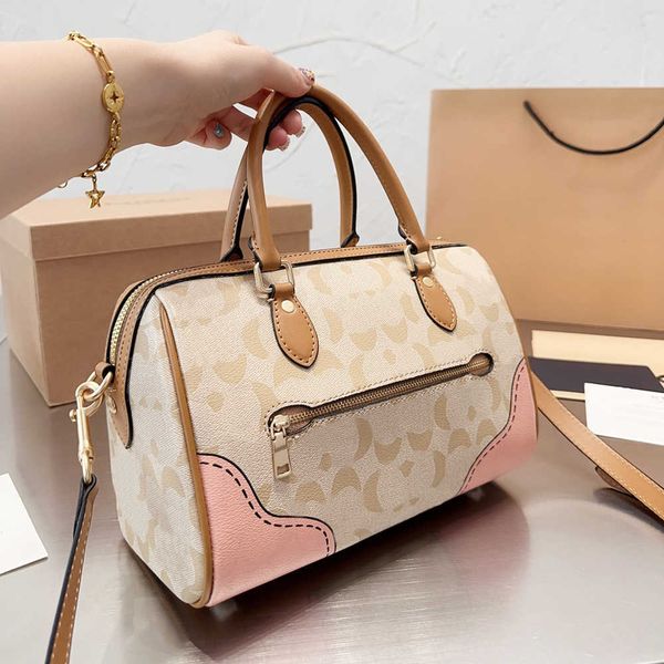 coabag hand pillow bag luxurydesigner bag women fashion letter shoulder bags designers handbags tote bag leather purse handbag travel bag
coabag hand pillow bag luxurydesigner bag women fashion letter shoulder bags designers handbags tote bag leather purse handbag travel bag